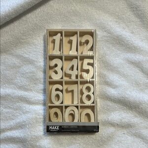 Make Market Wooden Numbers Set